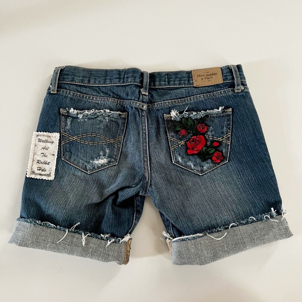 Abercrombie & Fitch Emma Denim Shorts Patchwork Embroidered Flower Low Rise 0R